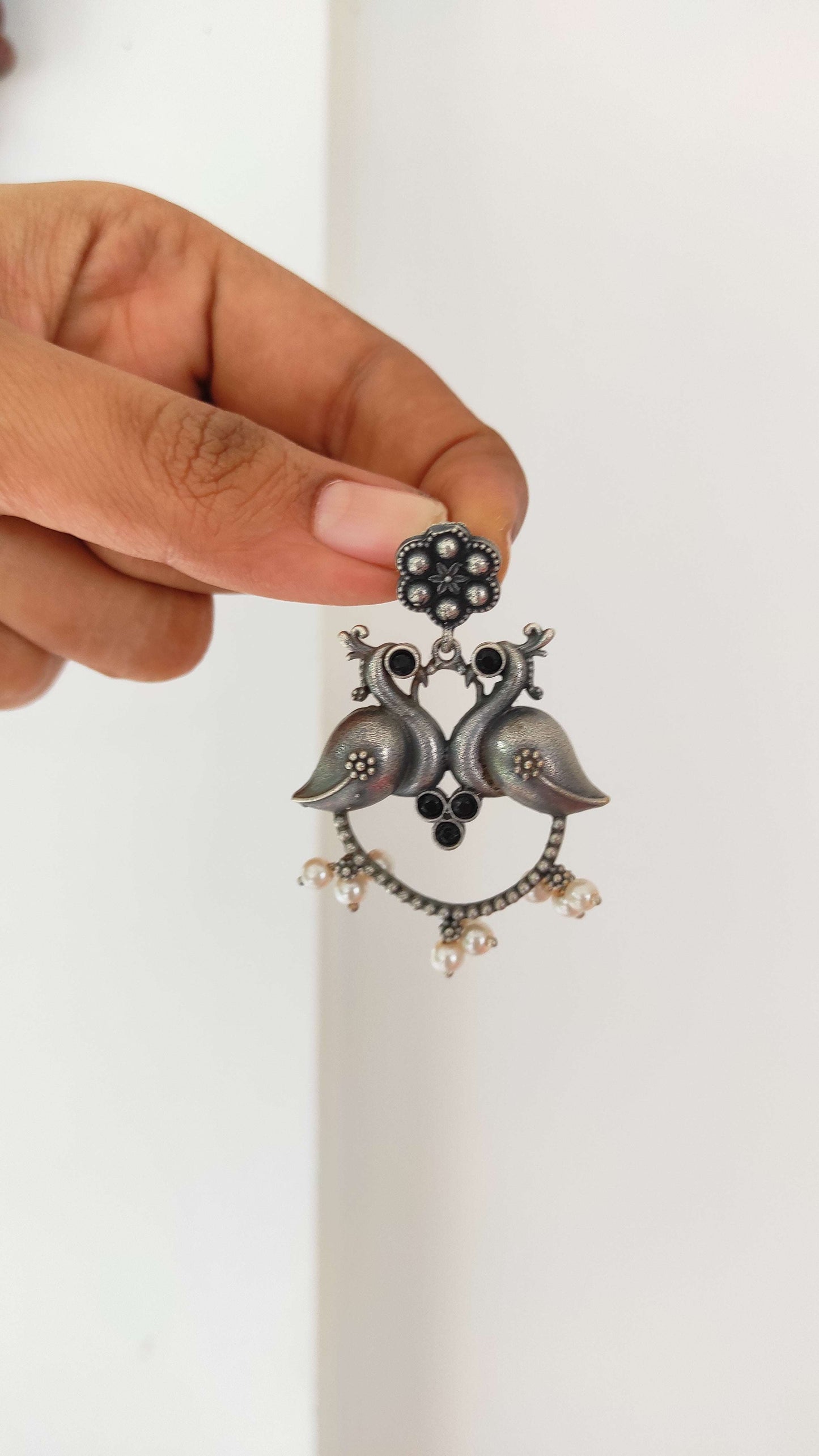 Saheli earrings