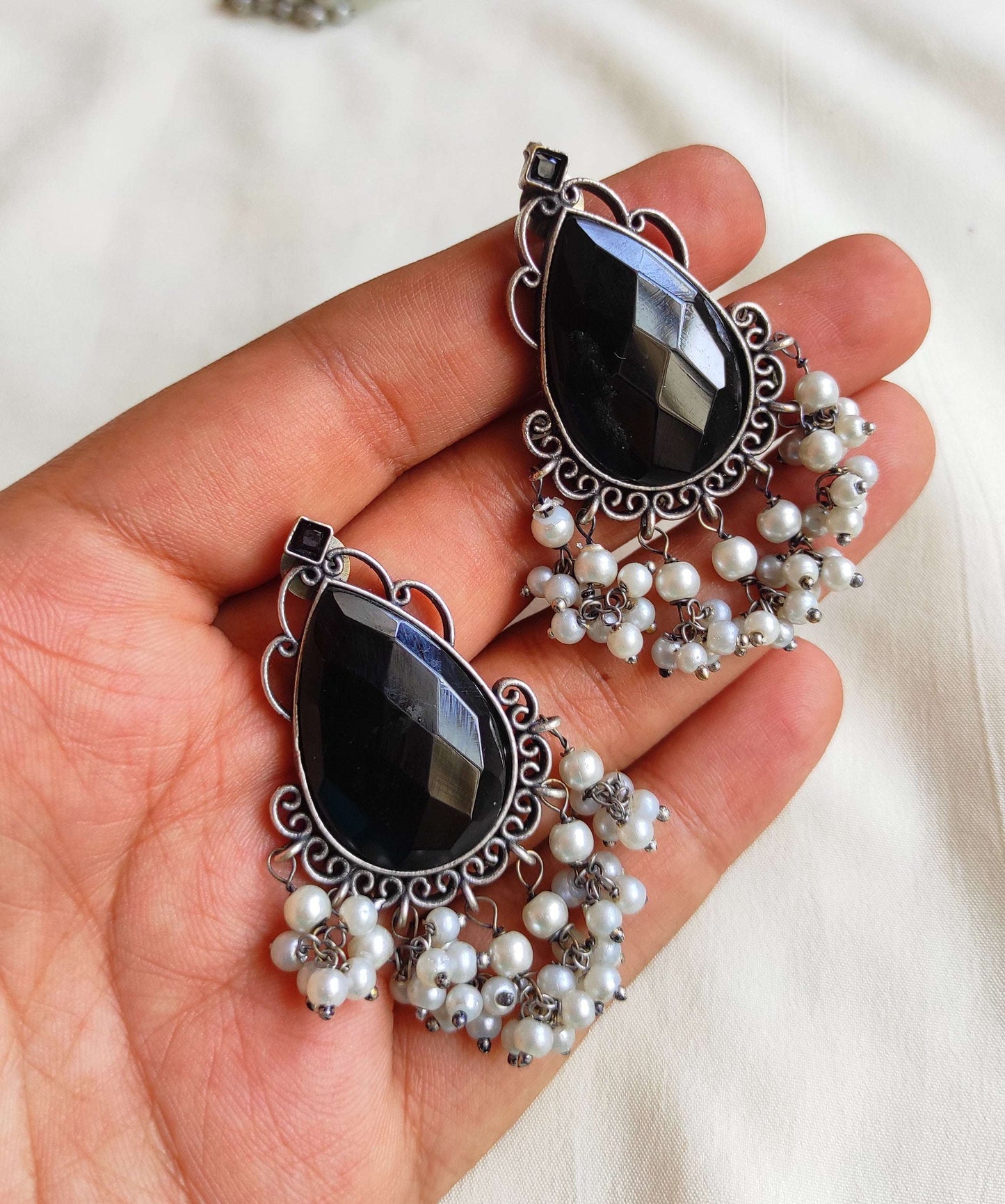 Tear drop studs with color stones and pearl hangings