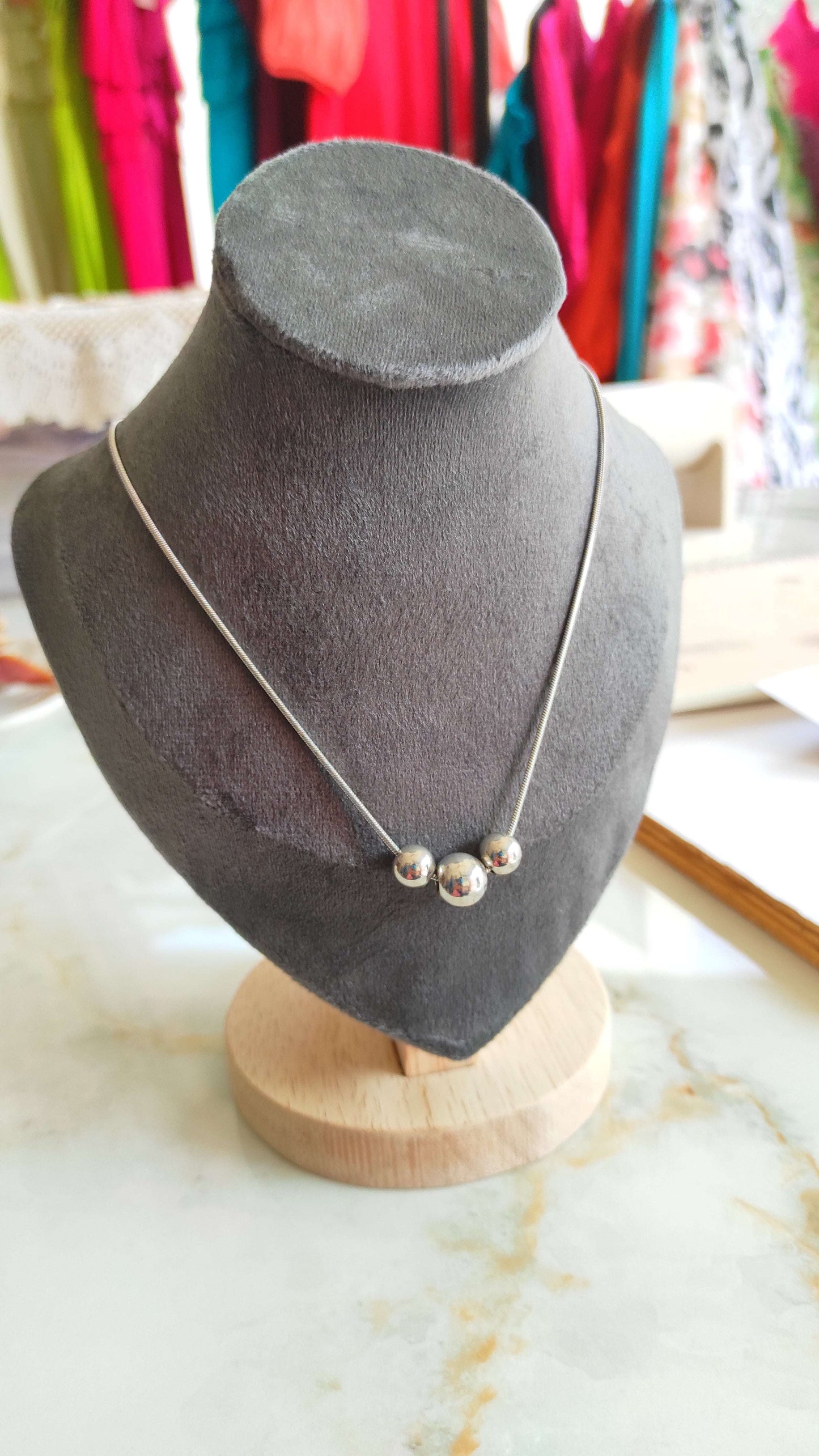 Sphere chain necklace