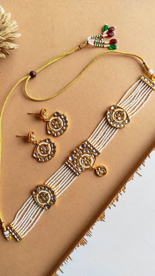 Handcrafted kundan choker set