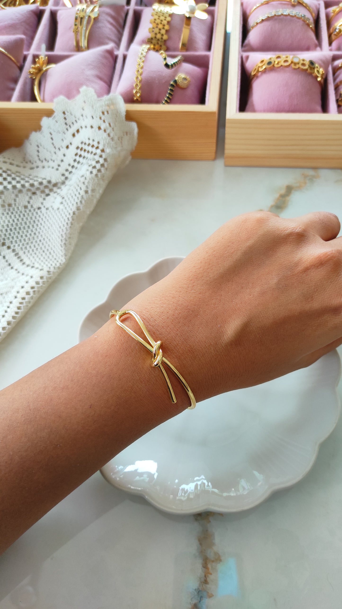 Half knotted kada bracelet