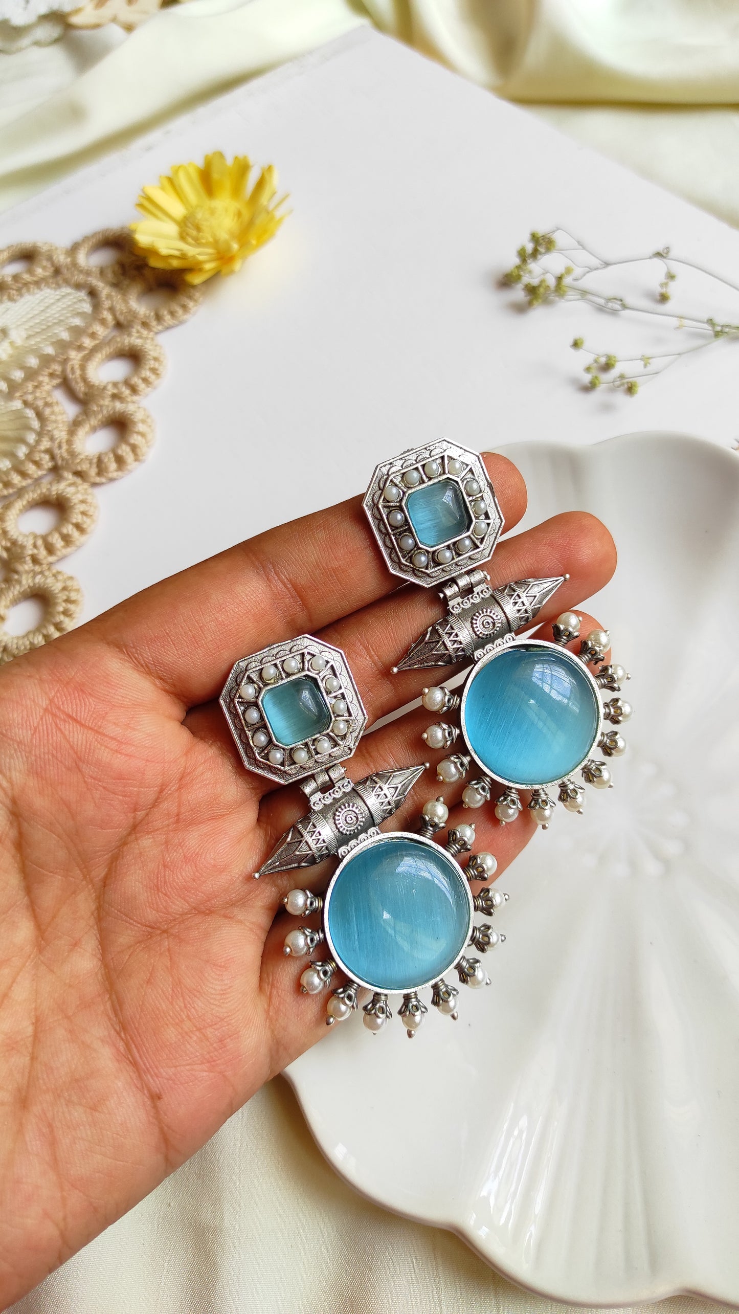 Neela monalisa earrings