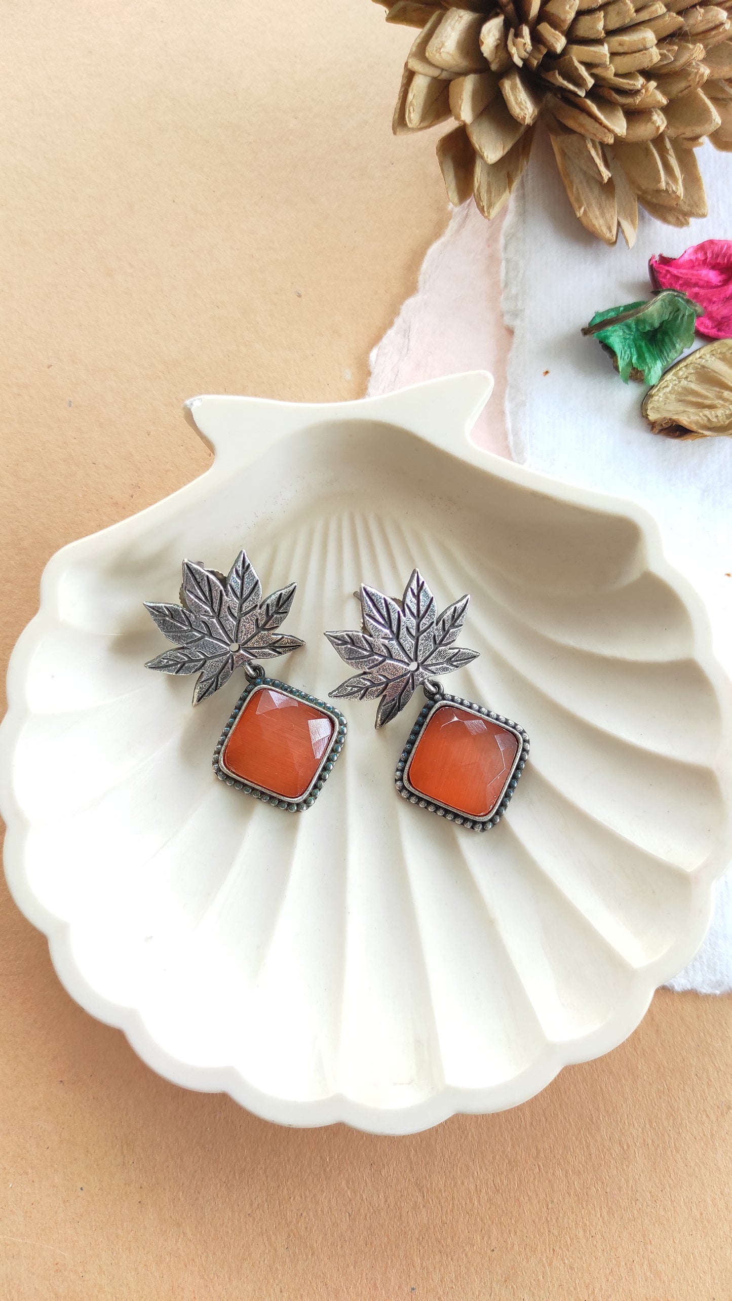 Hanging stone silver lookalike earrings