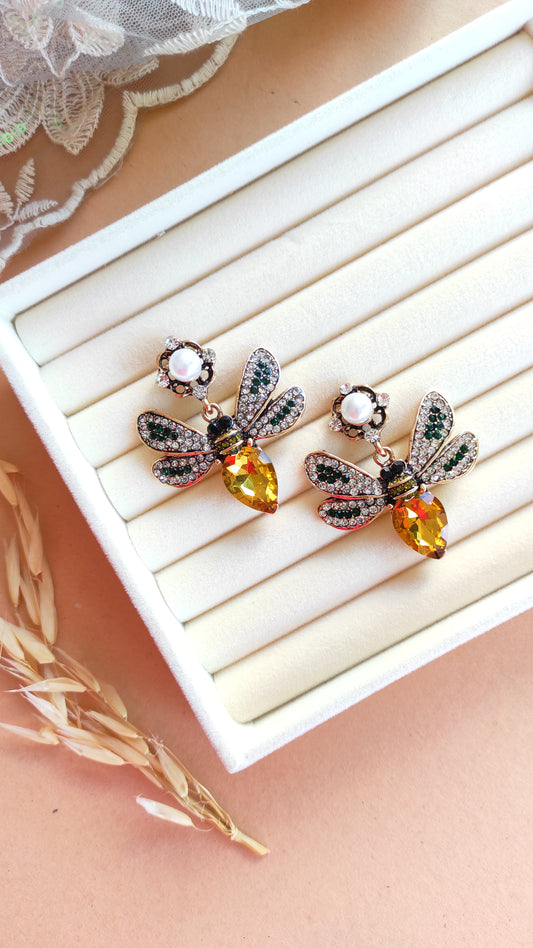 Quirky Yellow Bee