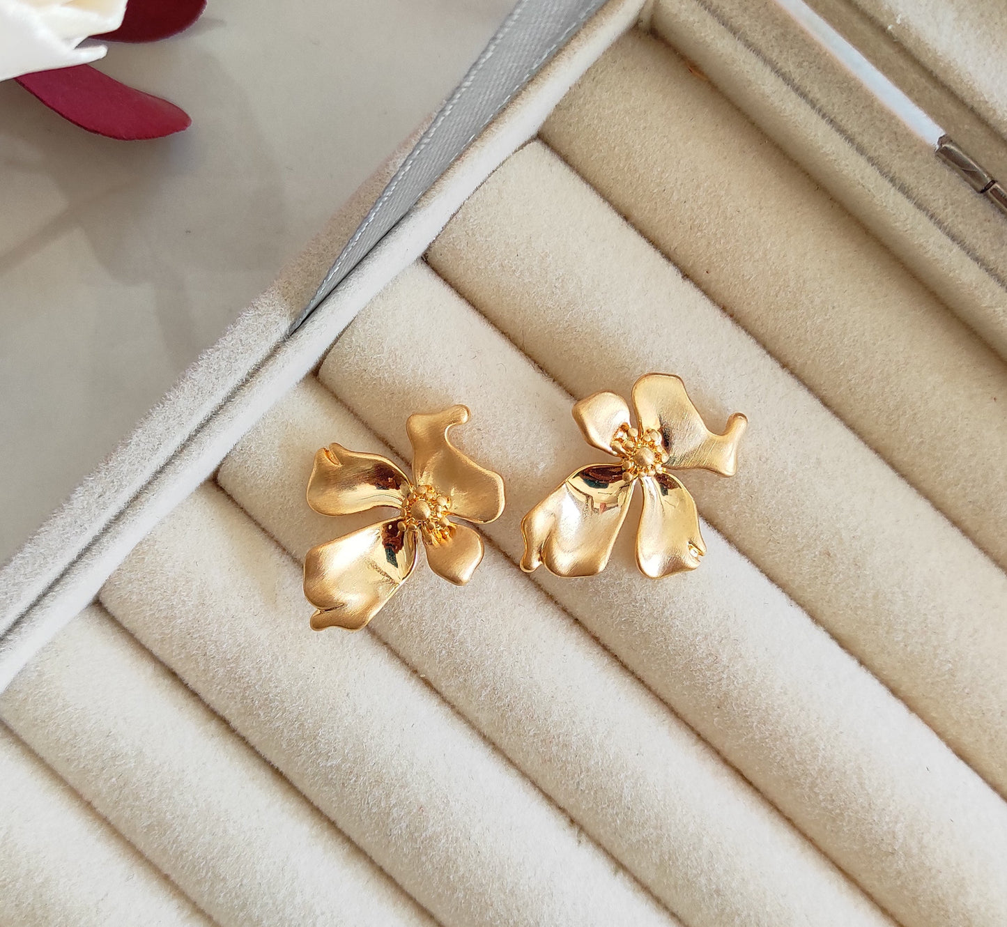 Korean Floral golden studs earrings