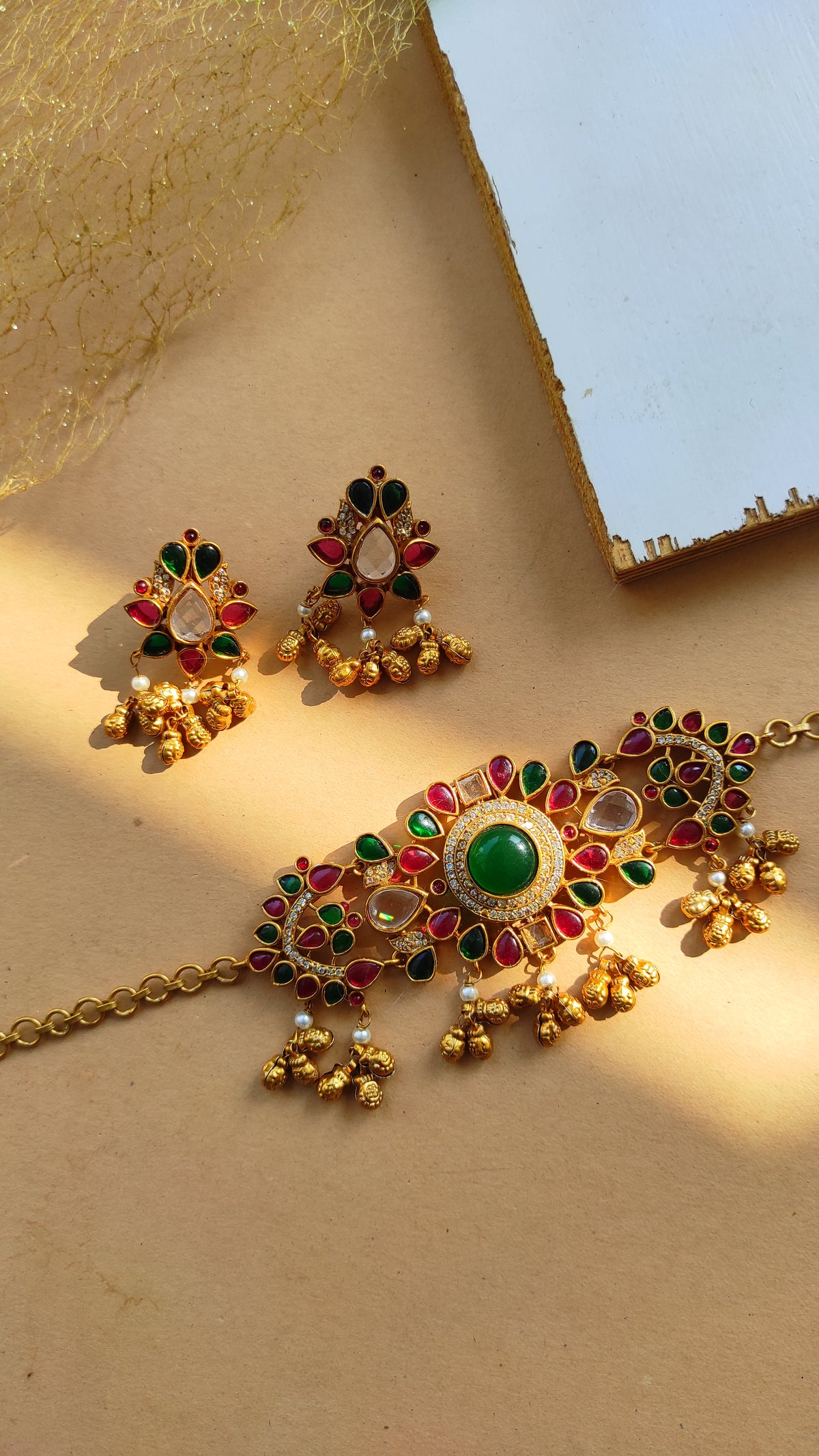 Yamini choker set