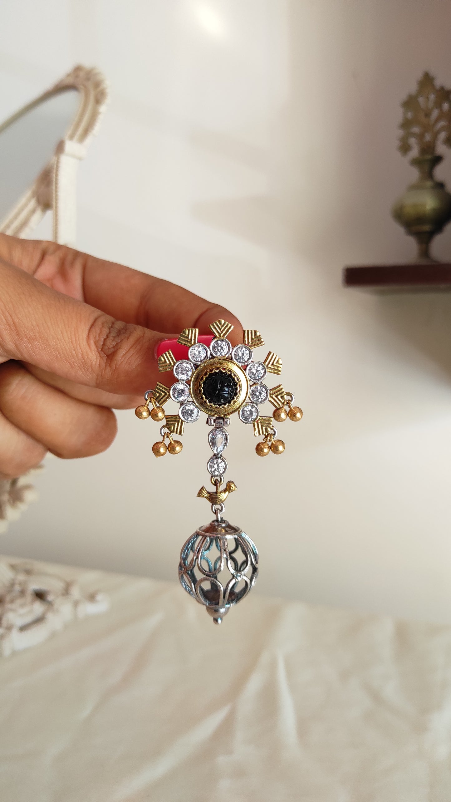 Black contemporary Jhumka