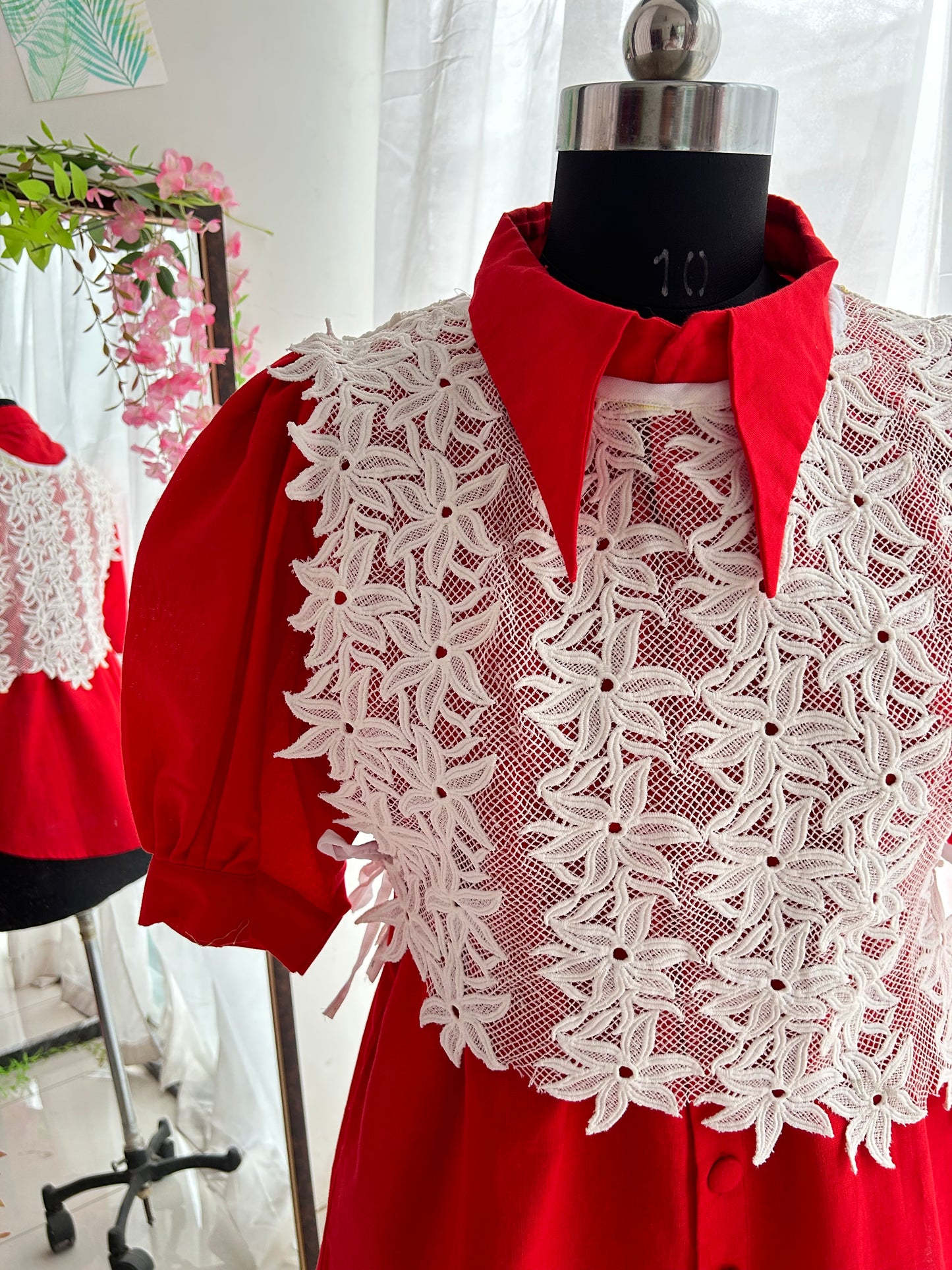 Red White Lace Vest Shirt Set