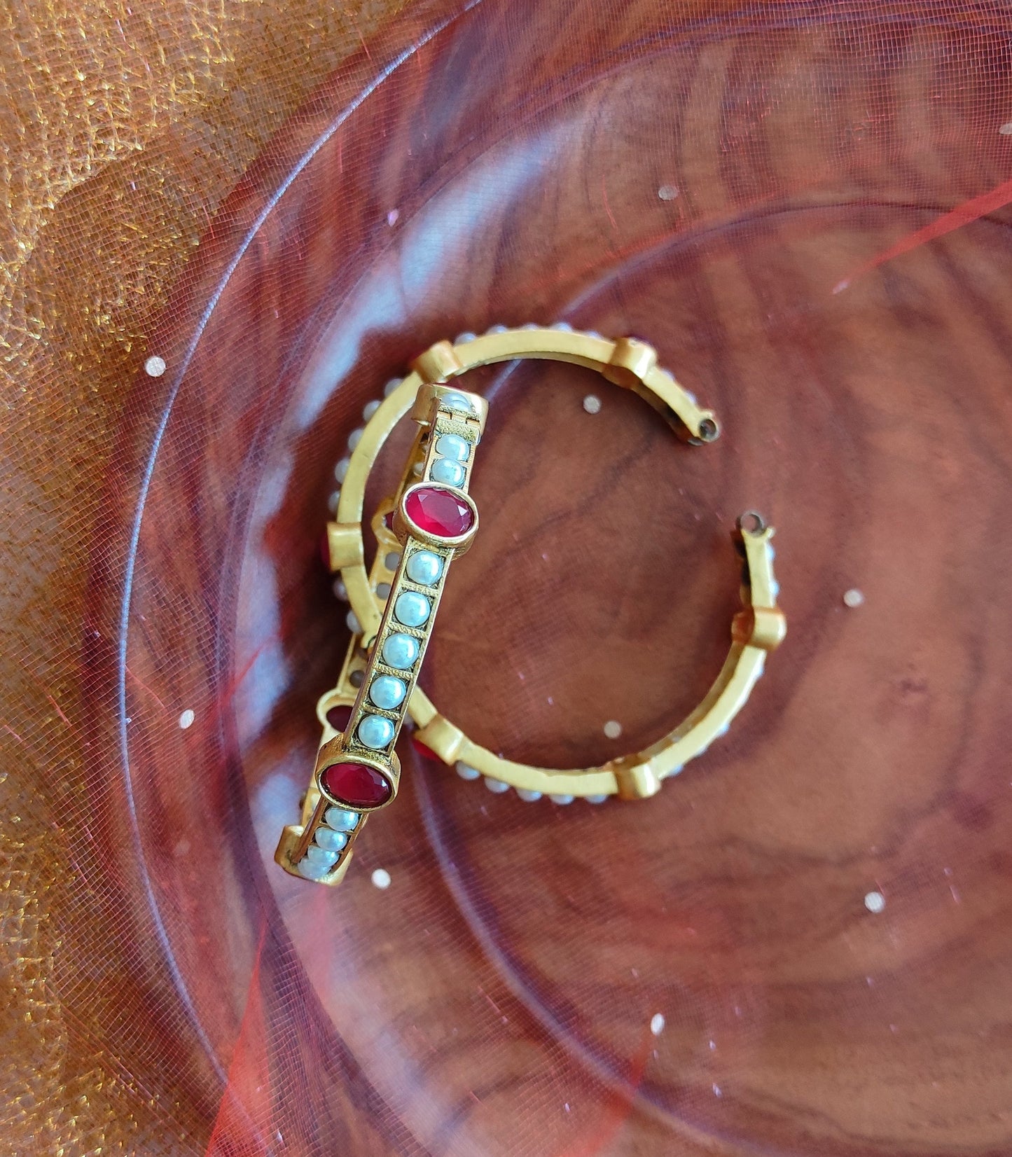 Antique gold bangles in black stone and pearls with screw opening