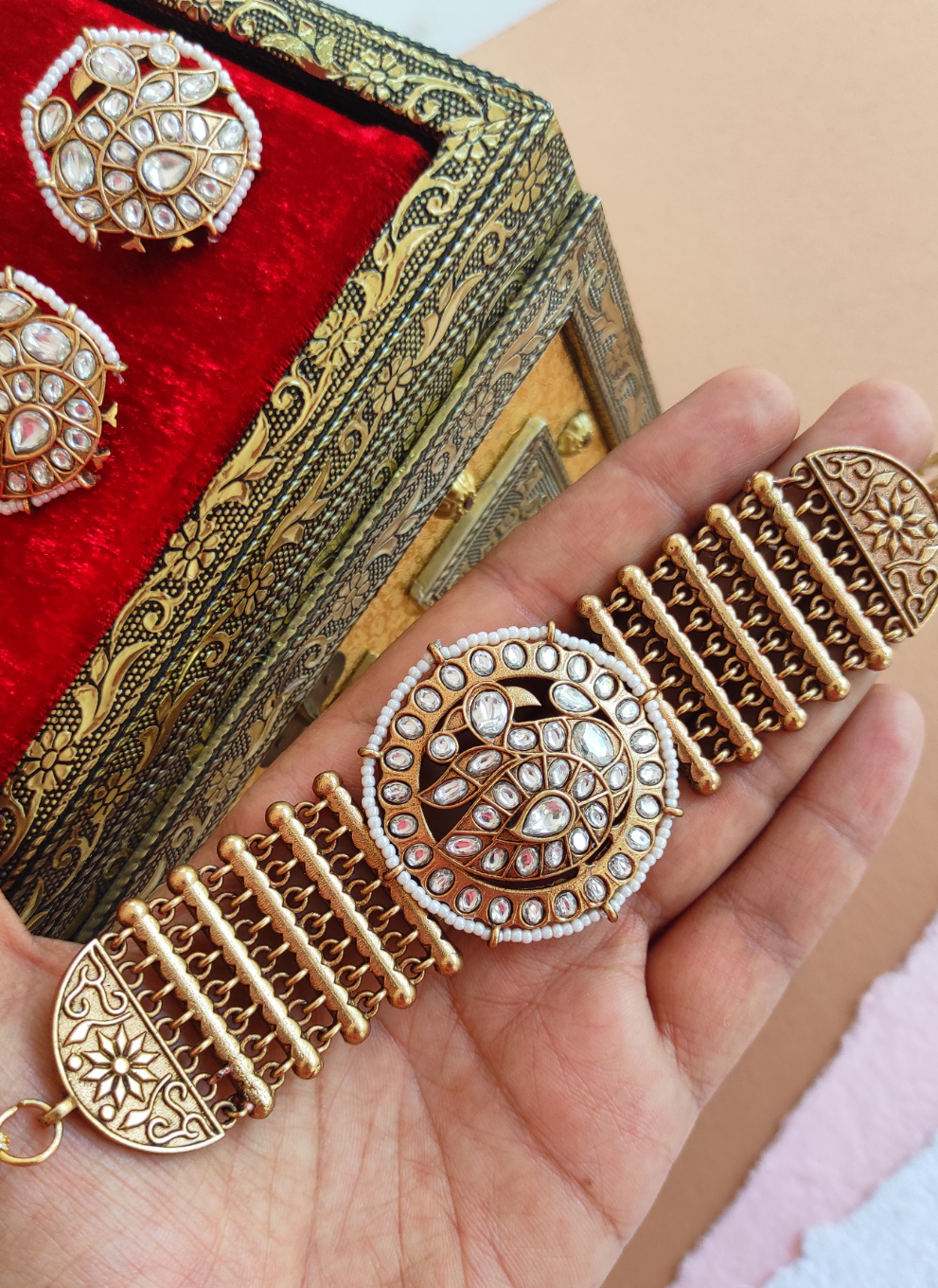 Kundan Antique gold choker set