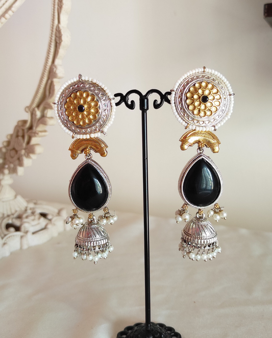 Kaali dual tone jhumka