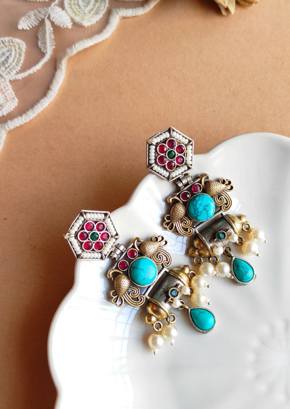 Madhubala dual tone earrings DTE1
