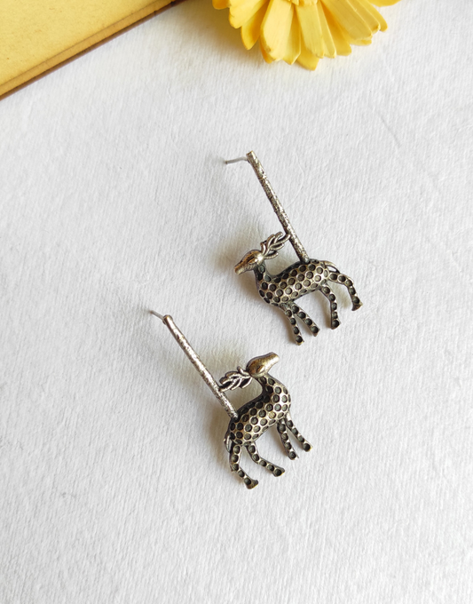 Deer studs earrings