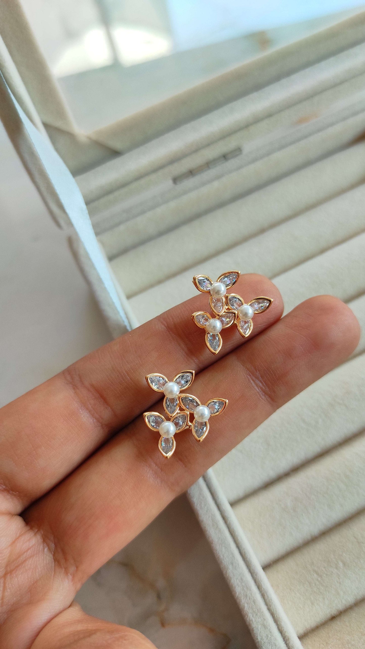 Korean crystal floral stud earrings