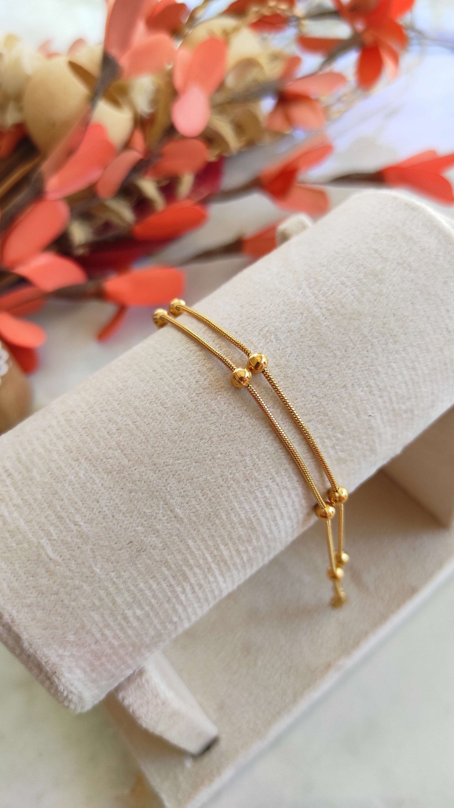 Golden double chain bracelet