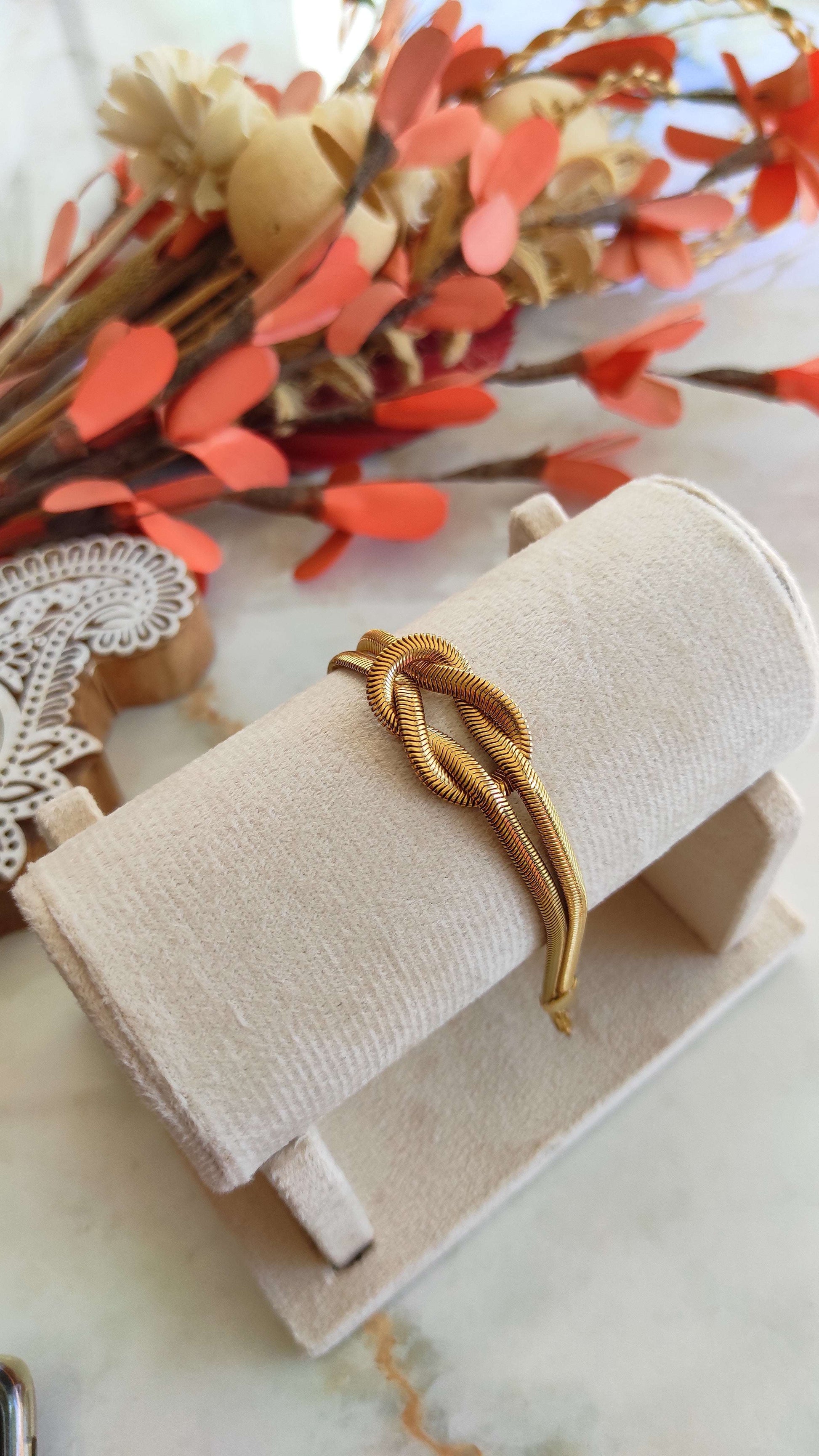 Infinity knot bracelet