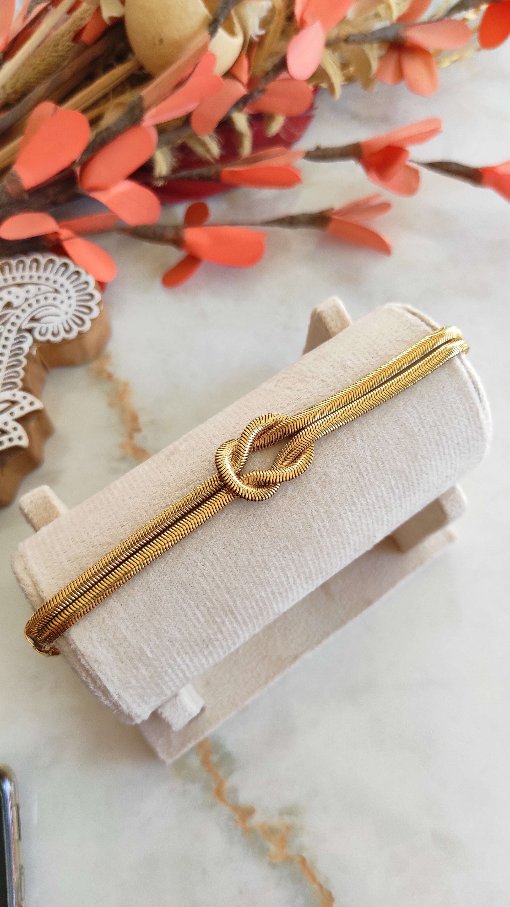 Infinity knot bracelet