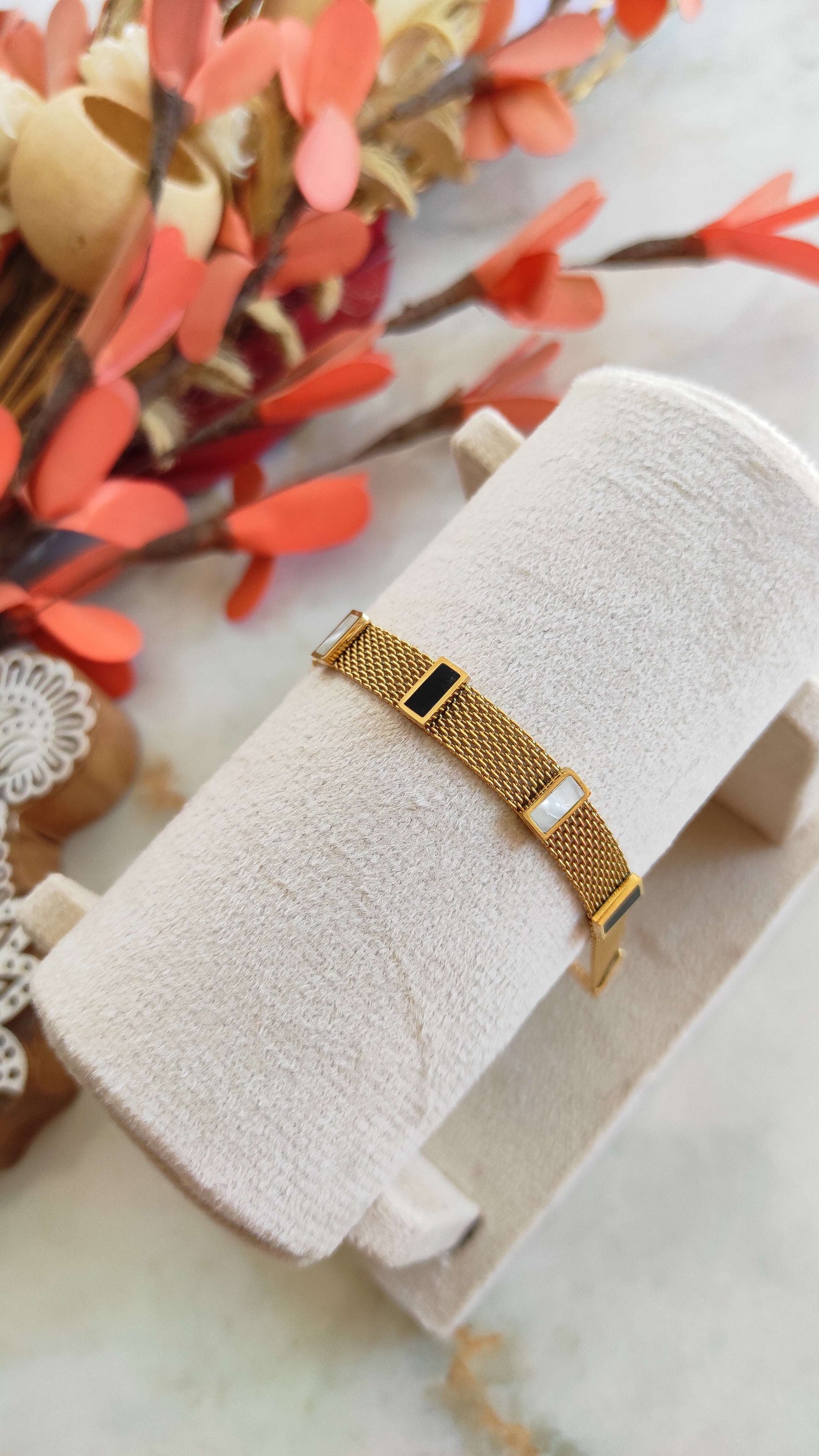 Golden Stripy anti tarnish Bracelet