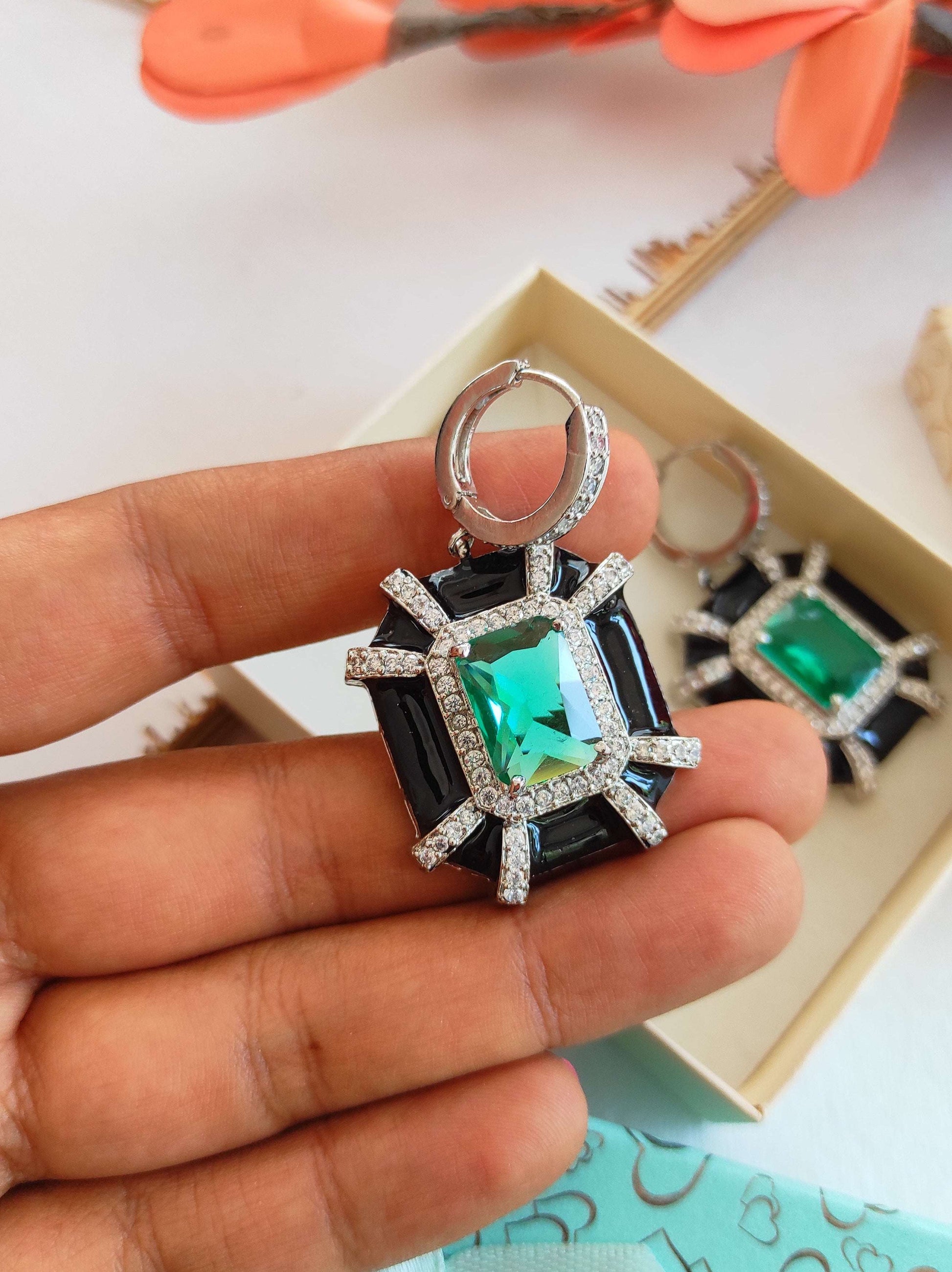Emerald AD silver plated cocktail earrings