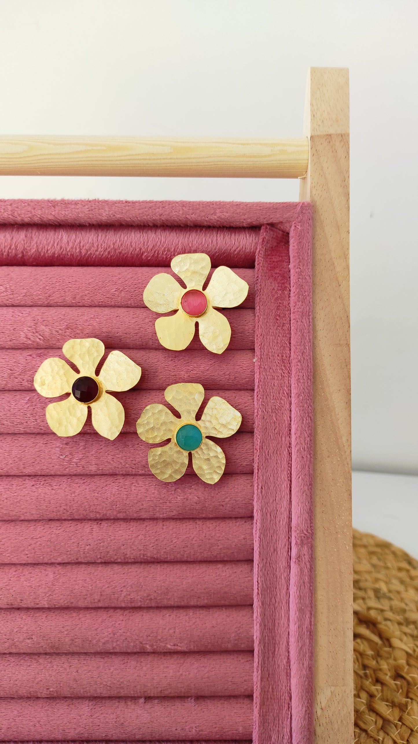 Hammered flower ring