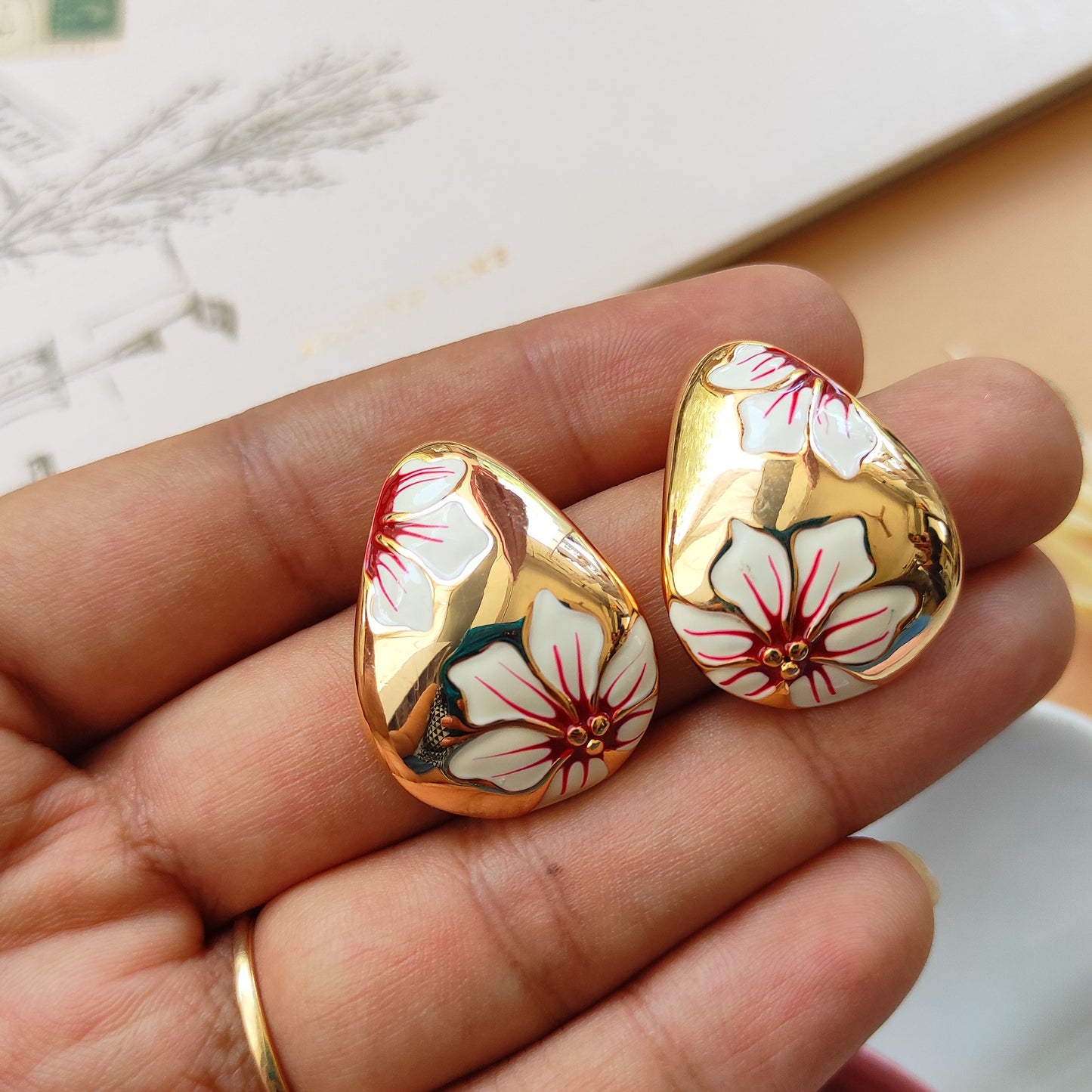 Flora drop studs earrings
