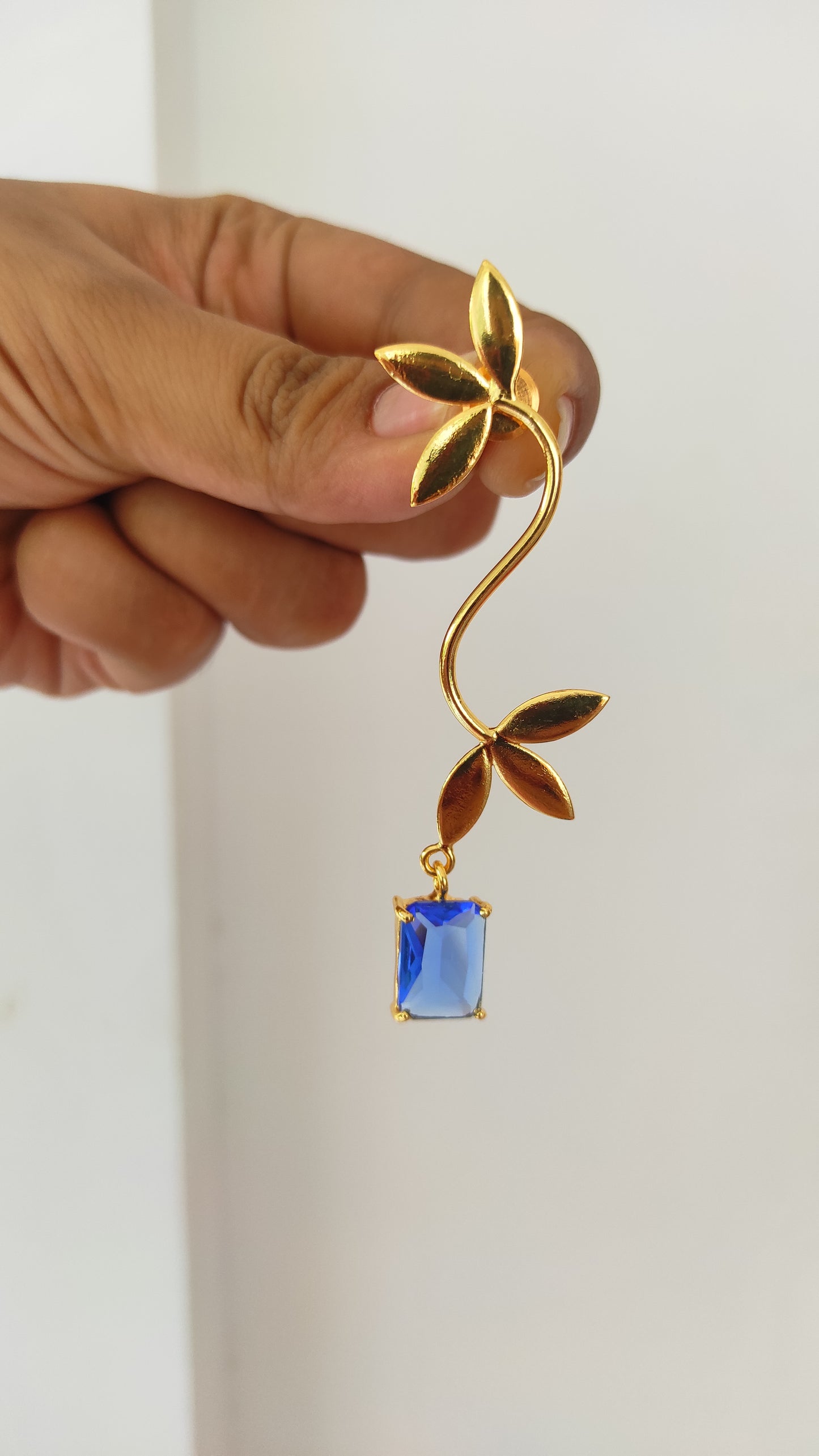 Golden leaf earrings