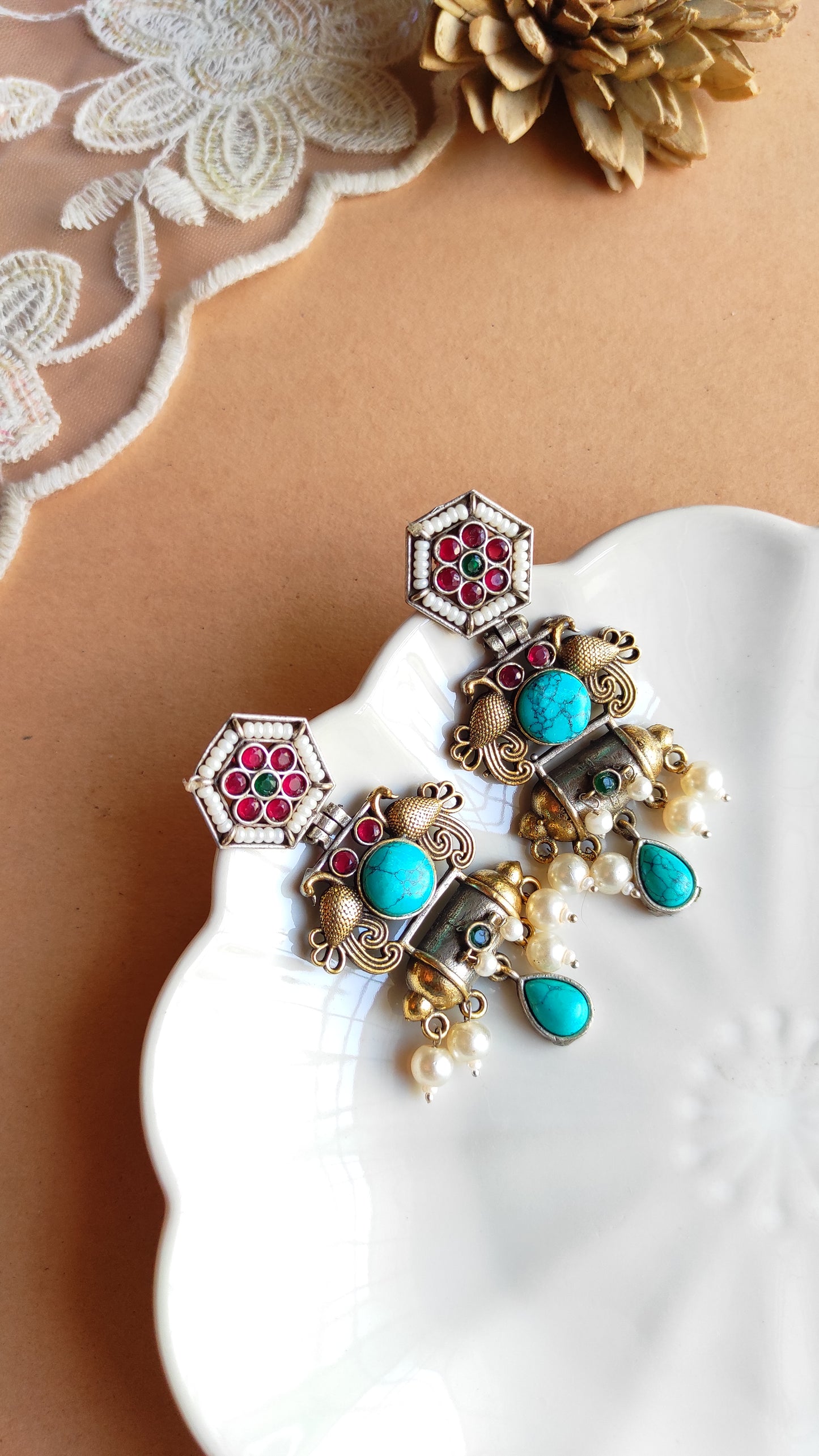Madhubala dual tone earrings DTE1