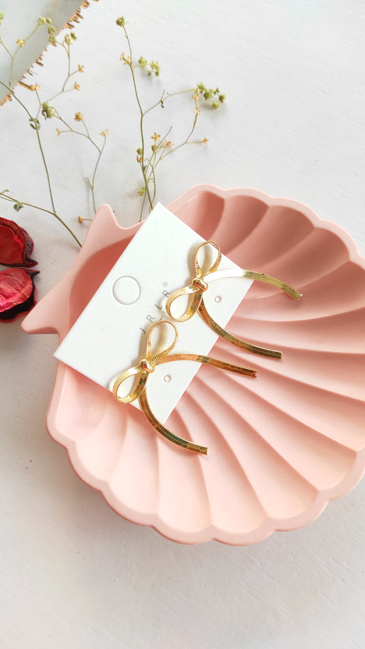 Golden bow earrings