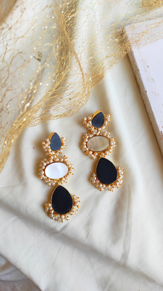 Reenal druzy earrings in gold tone