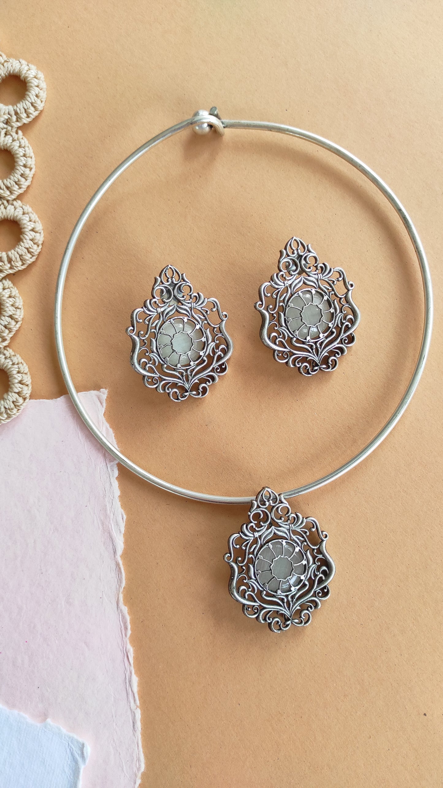 Tiara hasli necklace set