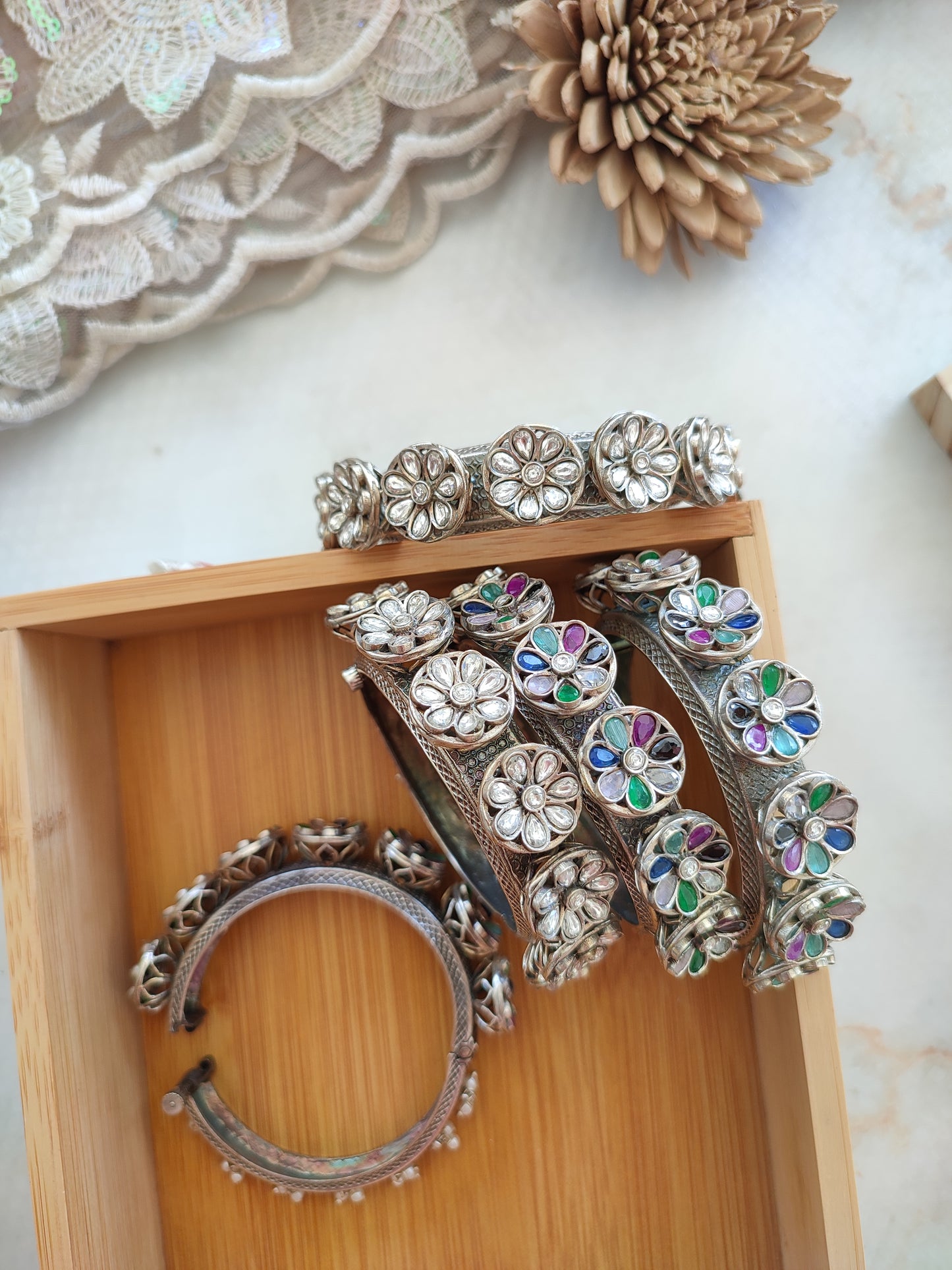 Shahi kada bangle with screw opening