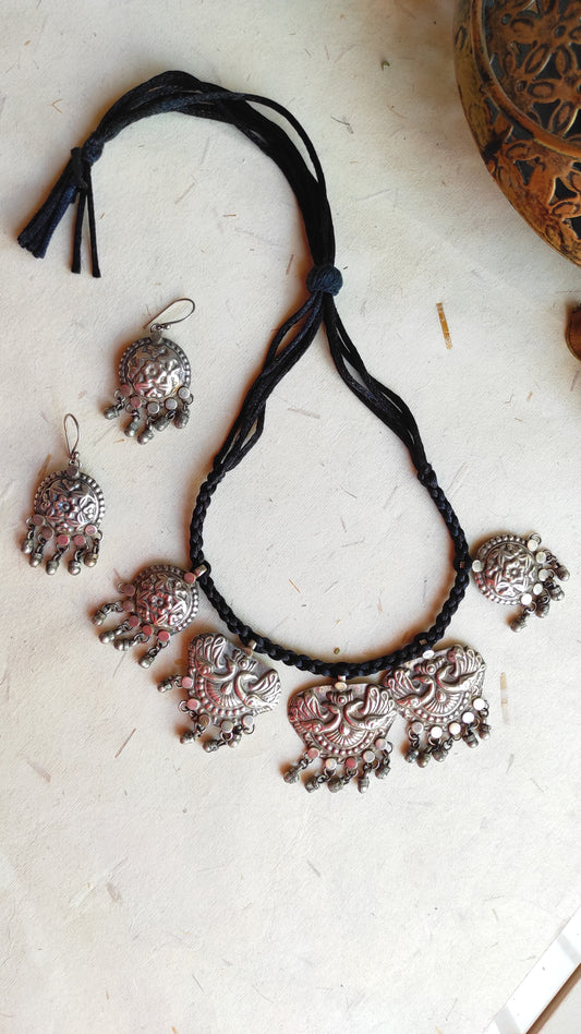 Preeti ghunghru necklace