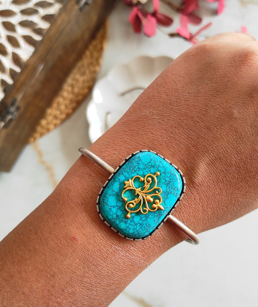 Vatsala cuff bracelet