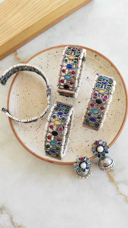 Multi color kada bangle with screw opening