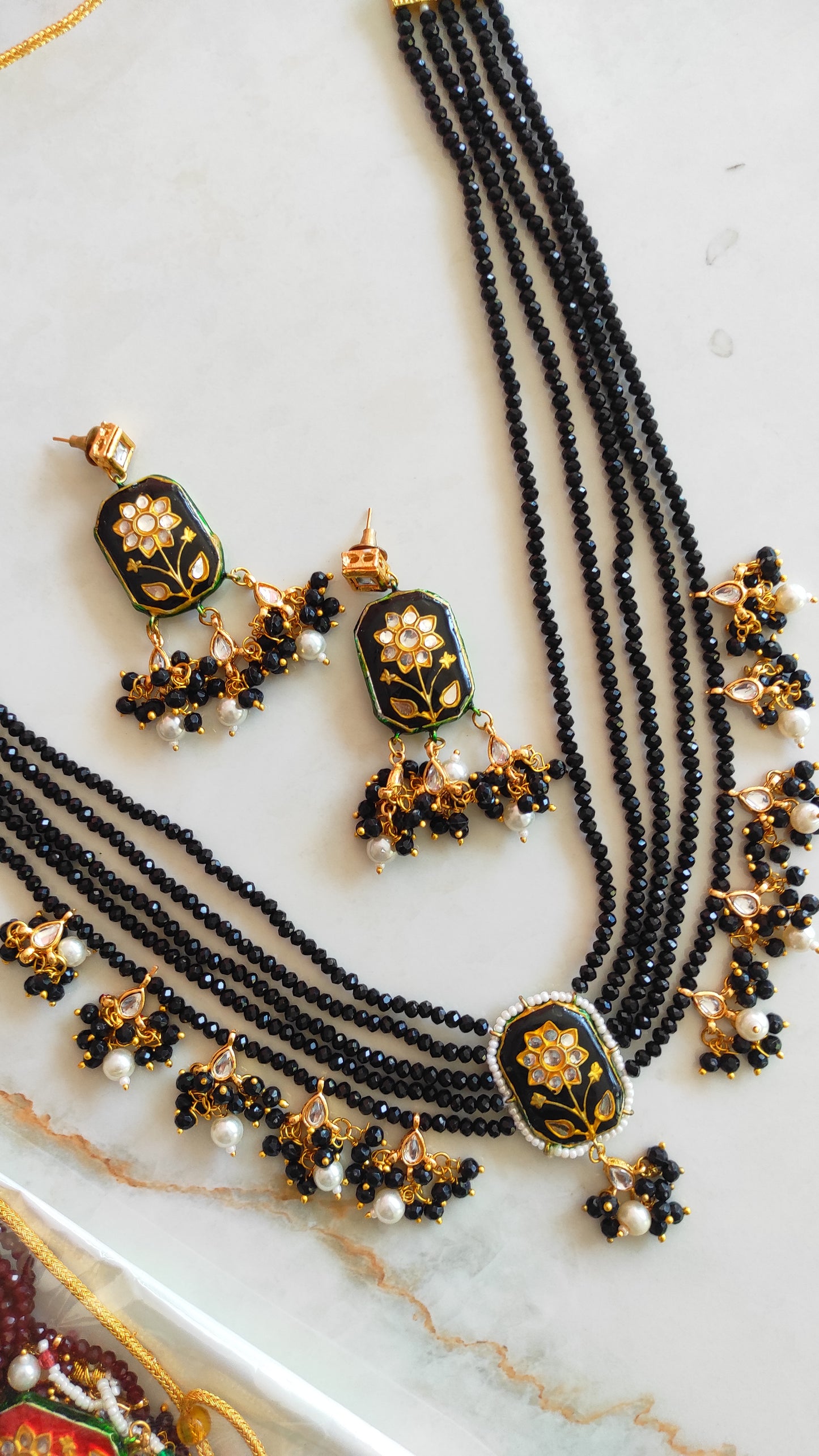 Black beaded traditional Rajasthani laakh necklace