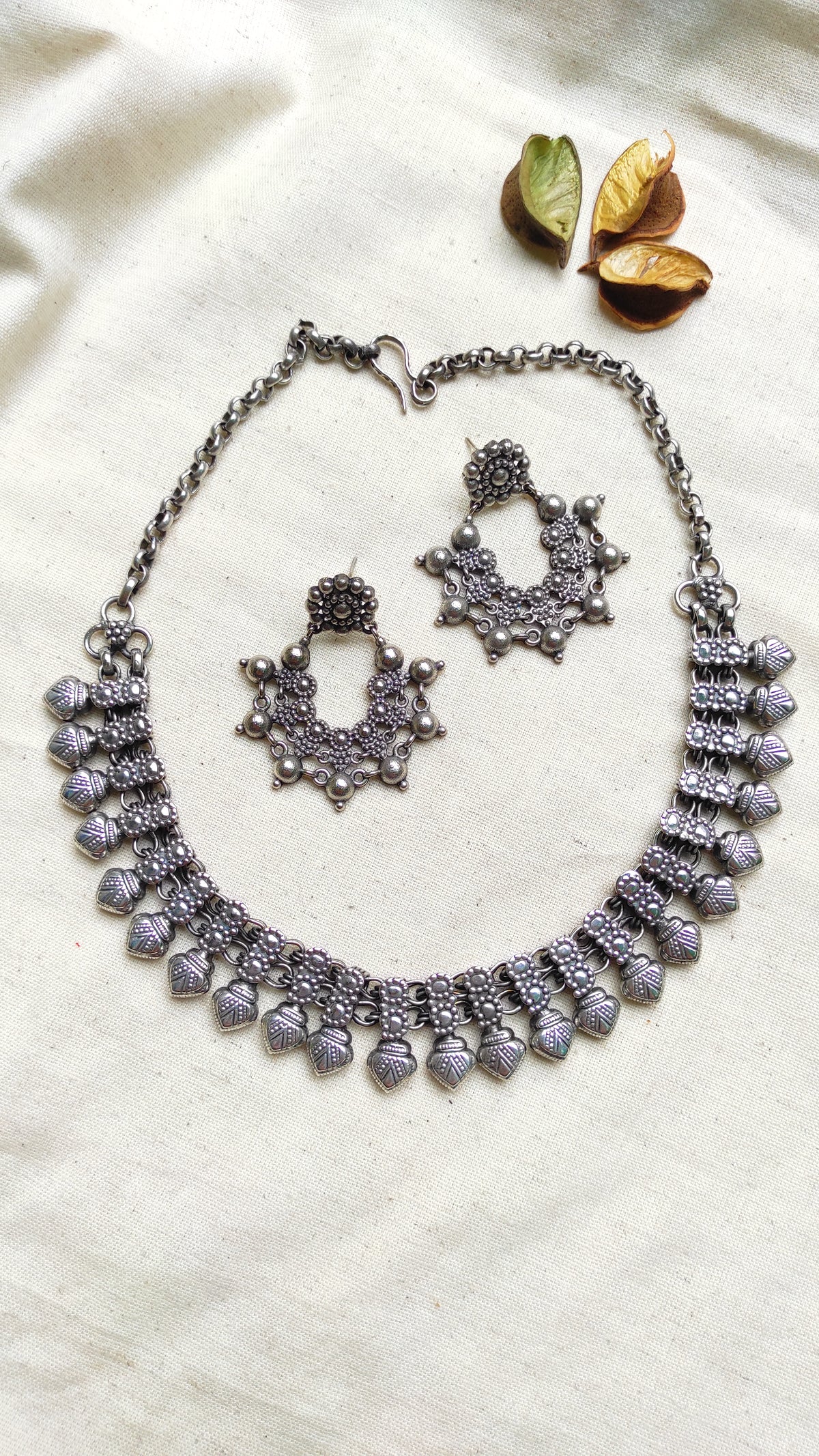 Triparna silver lookalike necklace with chandbali