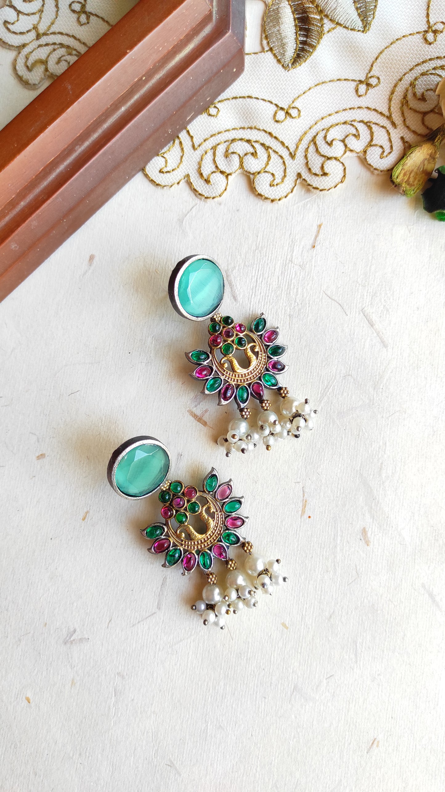 Maya dualtone earrings