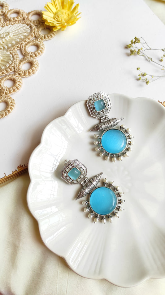 Neela monalisa earrings