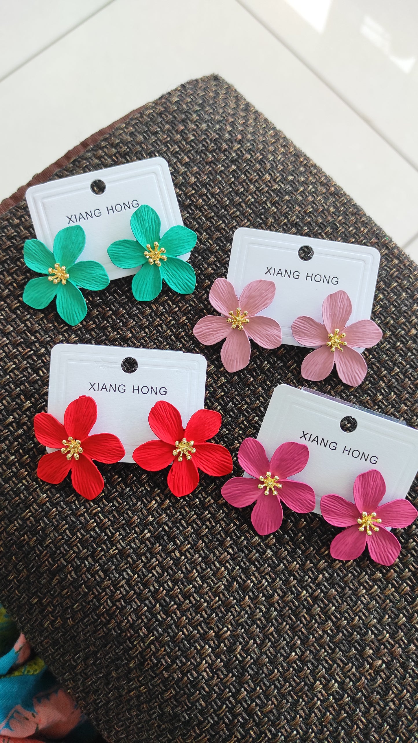 Fancy flower stud earrings