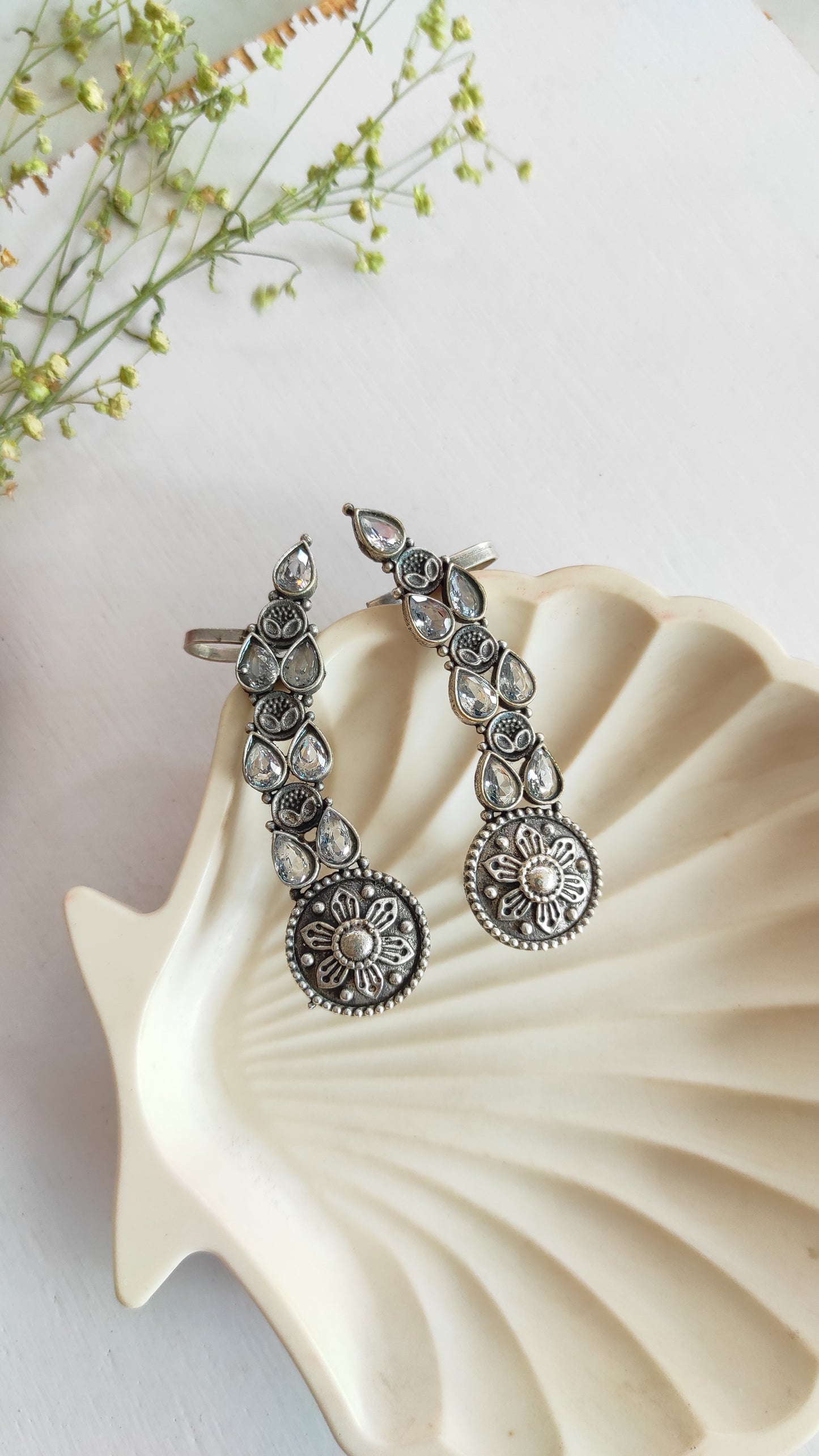 Soniya earcuffs