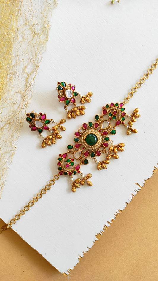 Yamini choker set