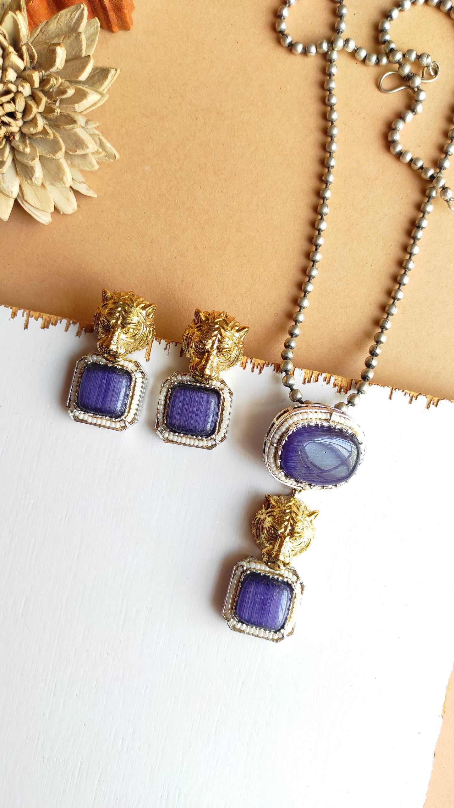 Purple monalisa and panther chain pendant set