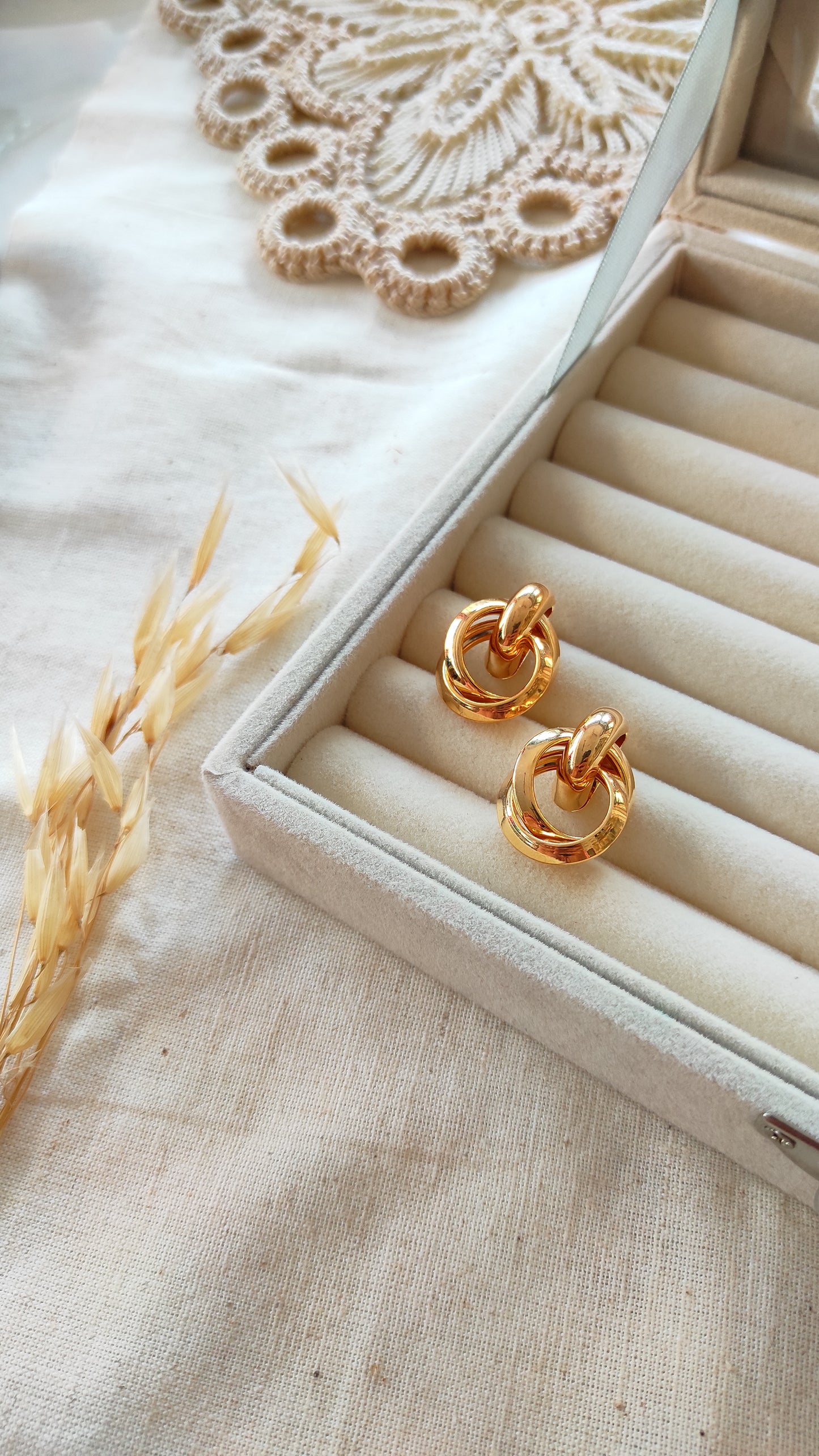 Golden studs earrings