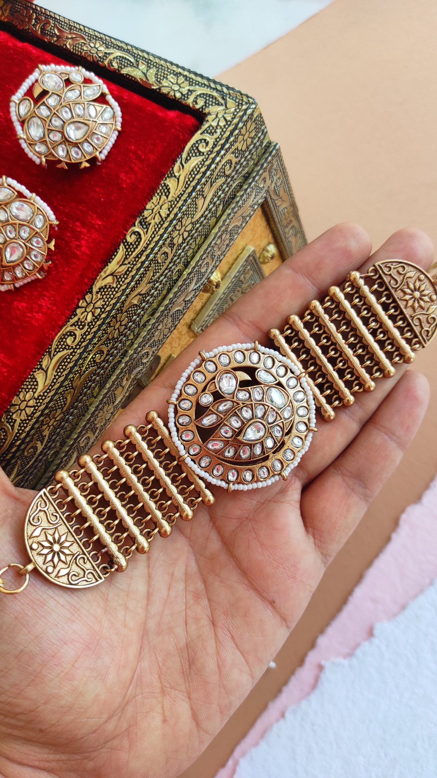 Kundan Antique gold choker set