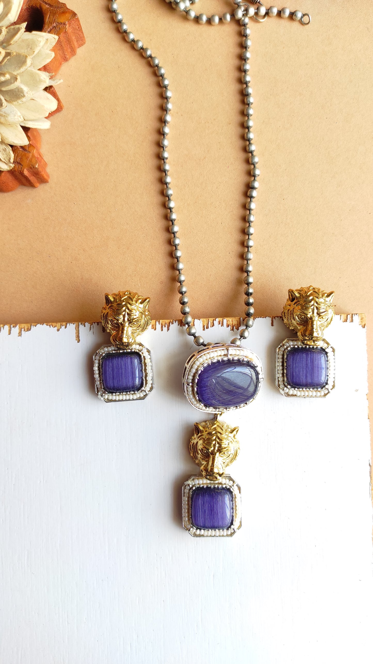Purple monalisa and panther chain pendant set