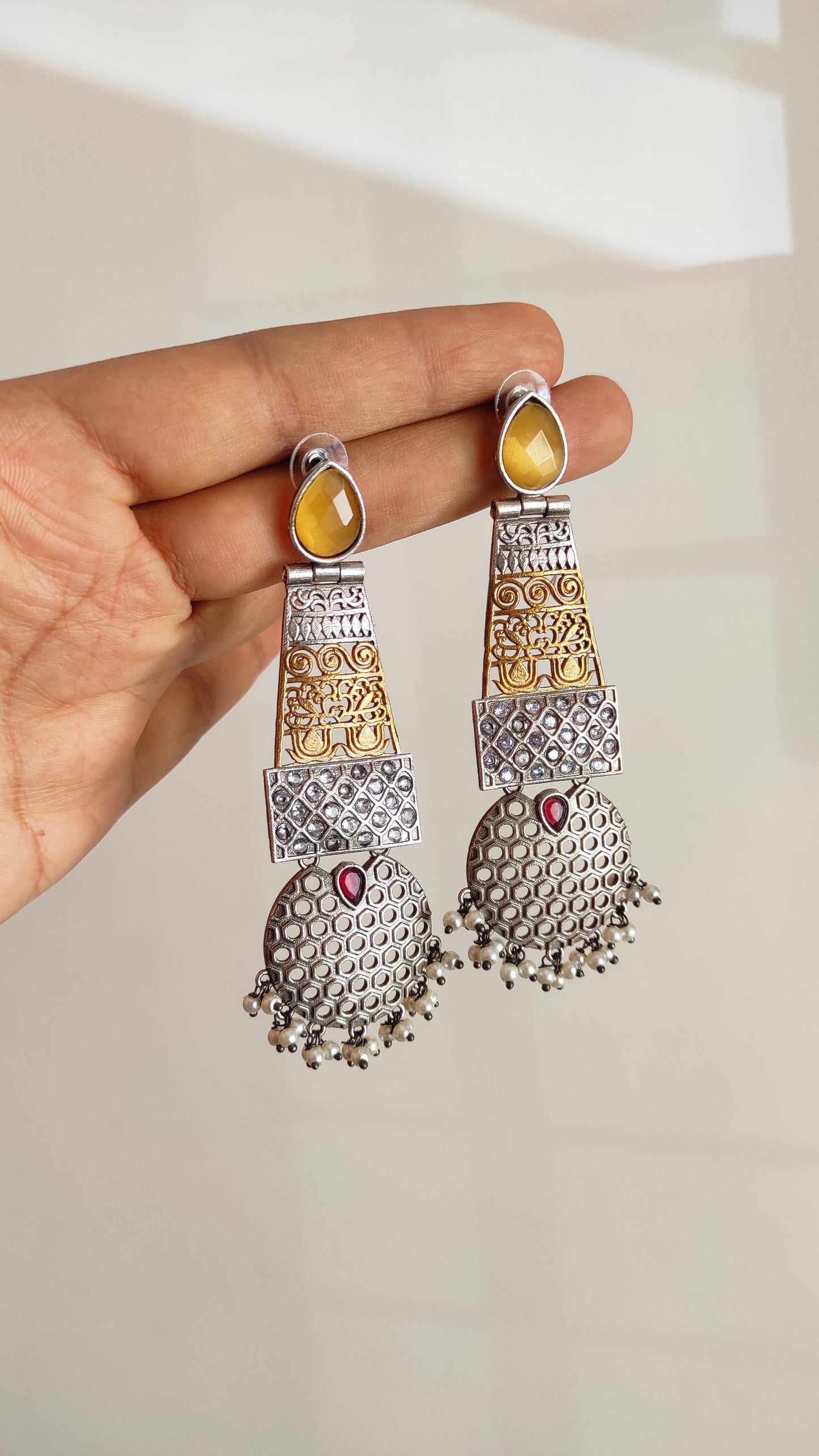 Yalina long dualtone earrings DTE1
