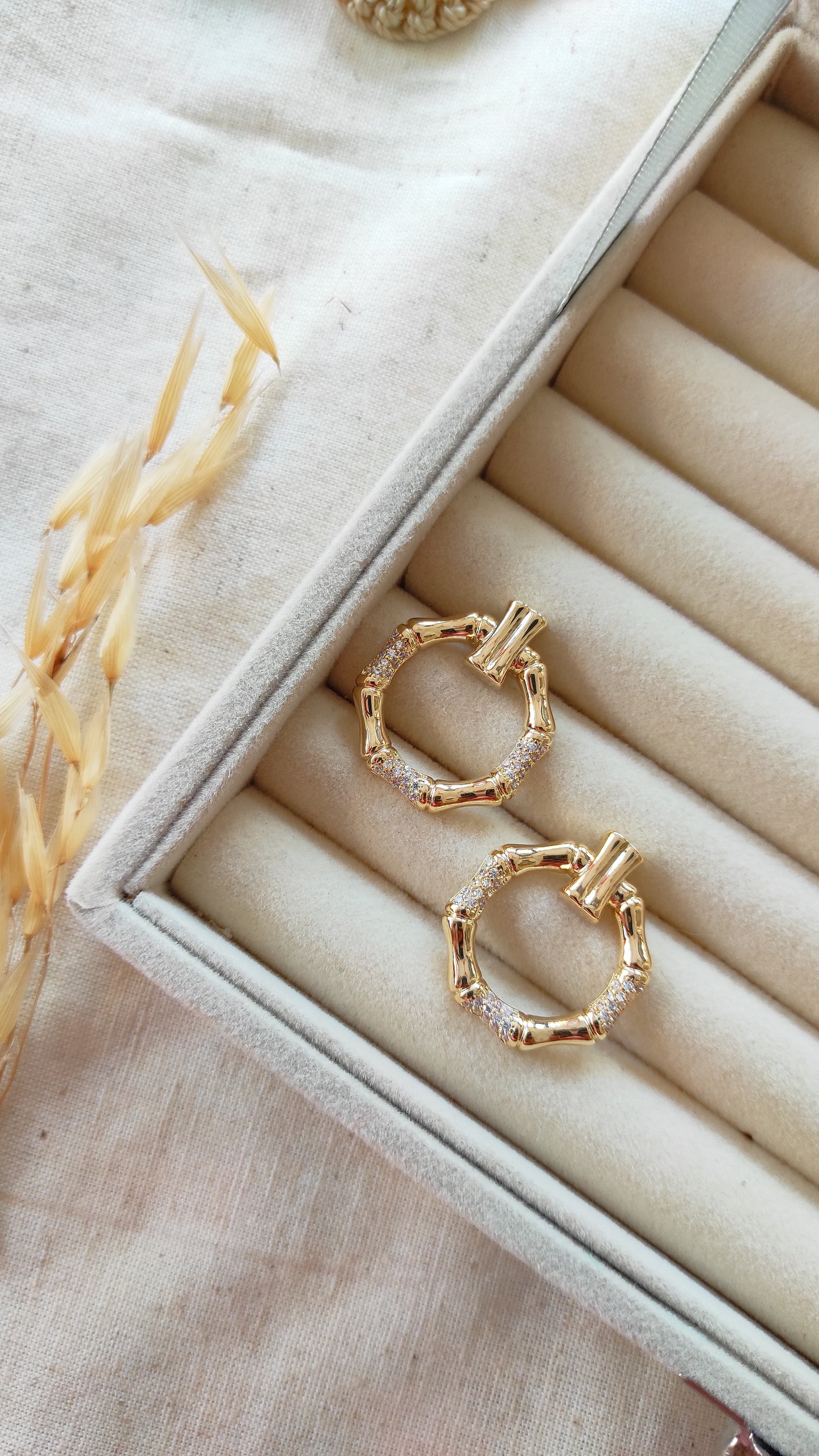 Golden loop studs earrings