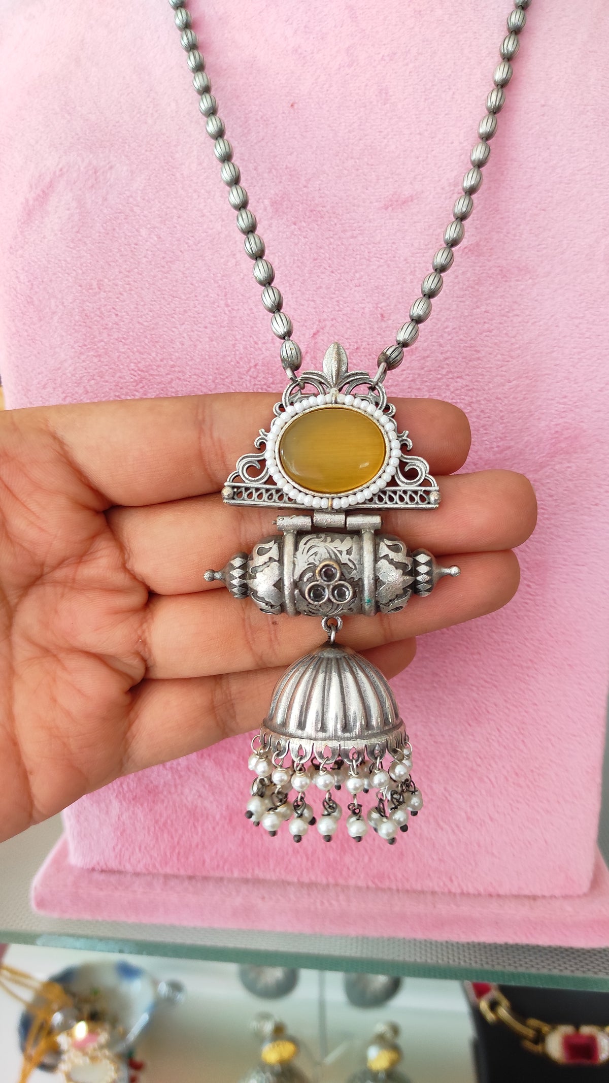 Prerna long chain with statement jhumka pendant