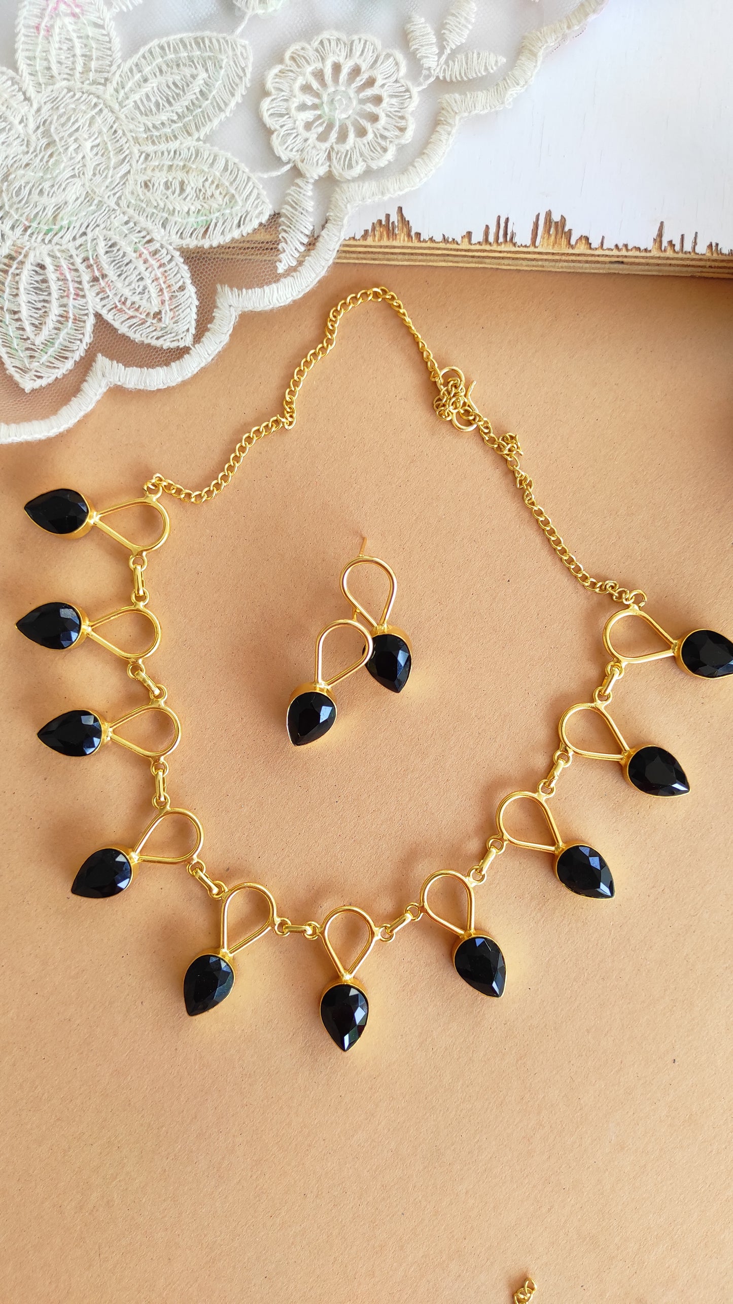 Miral golden necklace set