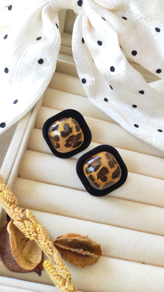 Black Tiger print Studs 